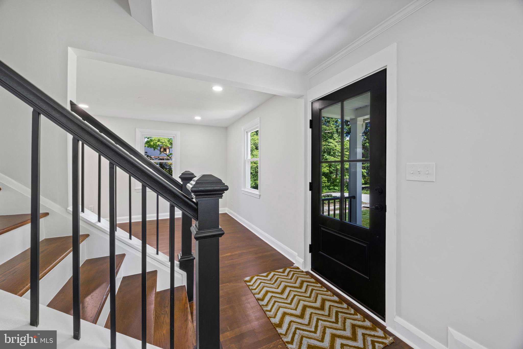 6506 Beverly Road Baltimore, MD 21239 - Photo 4 of 66 Entry
