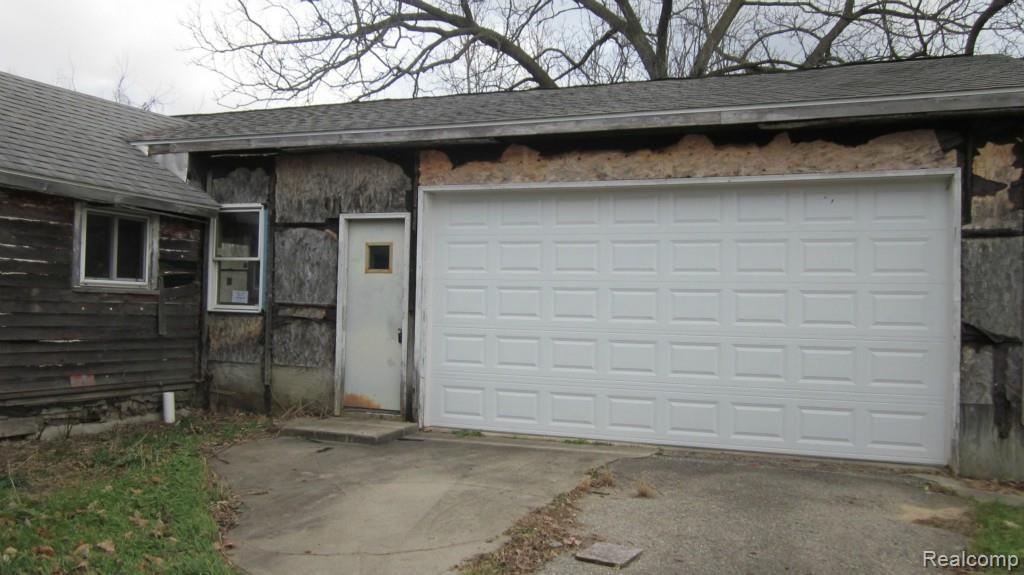 8637 Lemon Road Bancroft, MI 48414 - Photo 7 of 18 IMG_5781.jpg