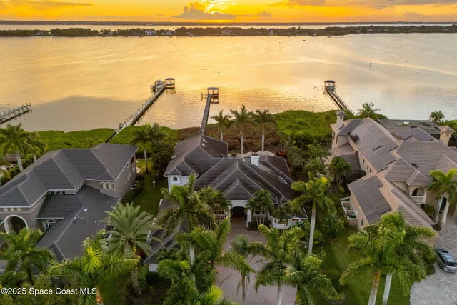 $2,575,000 | 327 Lansing Island Drive, Indian Harbour Beach, FL 32937