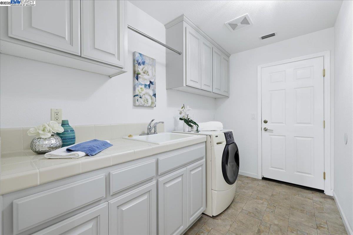 2455 Covelite Way Antioch, CA 94531 - Photo 38 of 60