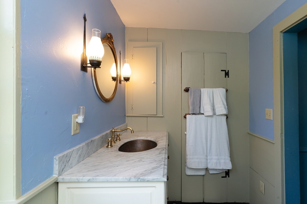 391 Brookfield Road Brimfield, MA 01010 - Photo 20 of 42 Gallery Image 20