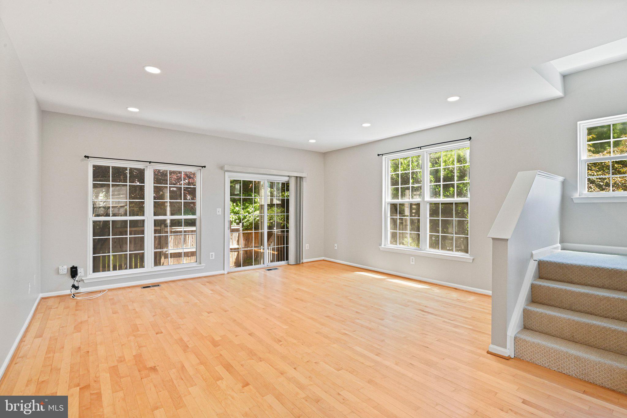 11482 Heritage Commons Way Reston, VA 20194 - Photo 6 of 31 Hardwood floors entire first floor