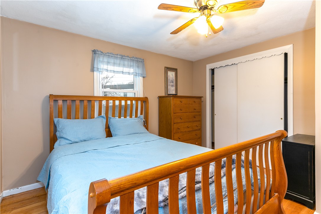 11 Larkspur Road Warwick, RI 02886 - Photo 13 of 22 Gallery Image 13