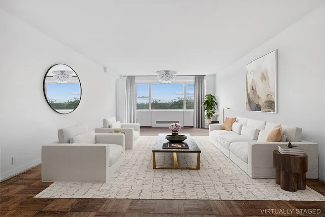 $2,700,000 | 24 Central Park South, Unit 11W | Central Park South