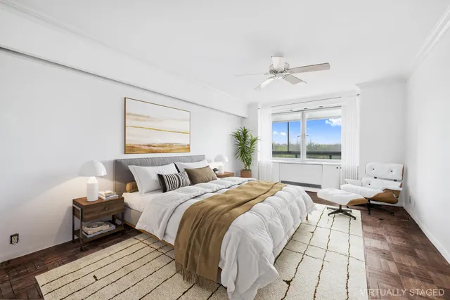 $2,700,000 | 24 Central Park South, Unit 11W | Central Park South