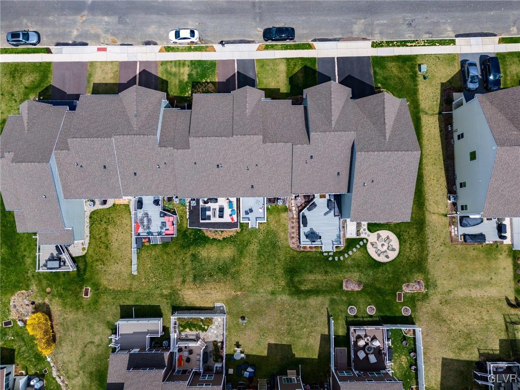 3977 Mink Road Emmaus, PA 18049 - Photo 4 of 38