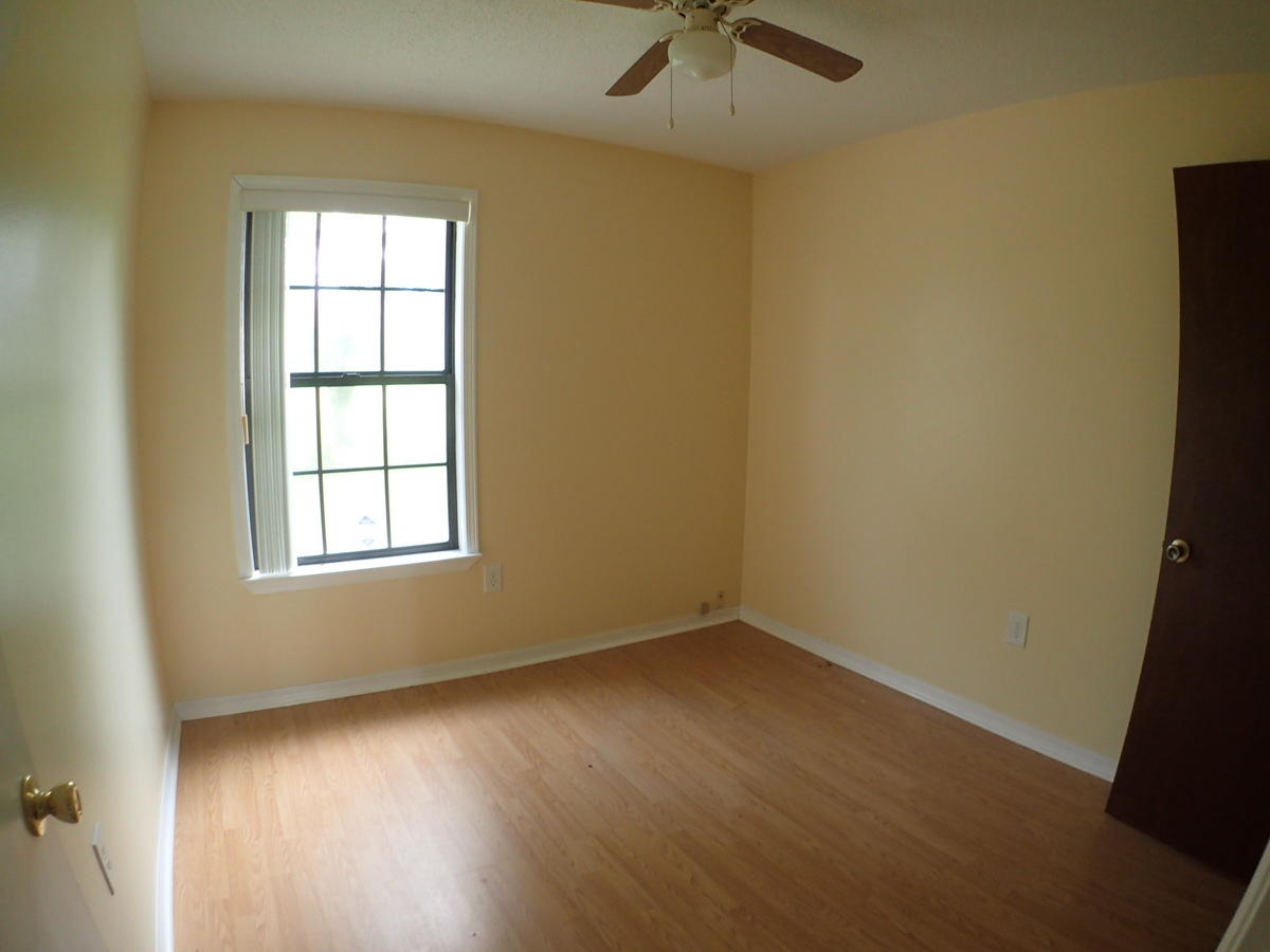 127 Stephens Lane Crestview, FL 32539 - Photo 8 of 15 29-P7223627