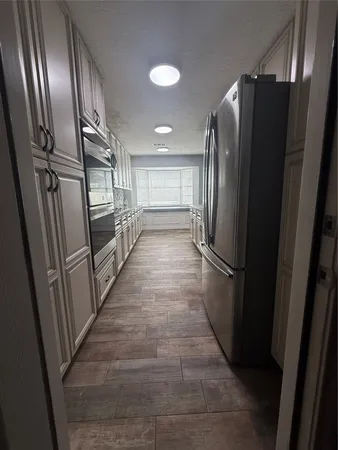 $240,000 | 4910 29th Street, Dickinson, TX 77539