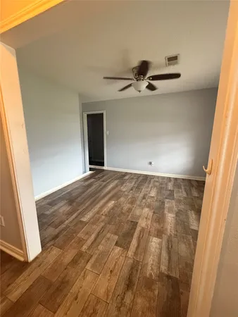 $240,000 | 4910 29th Street, Dickinson, TX 77539