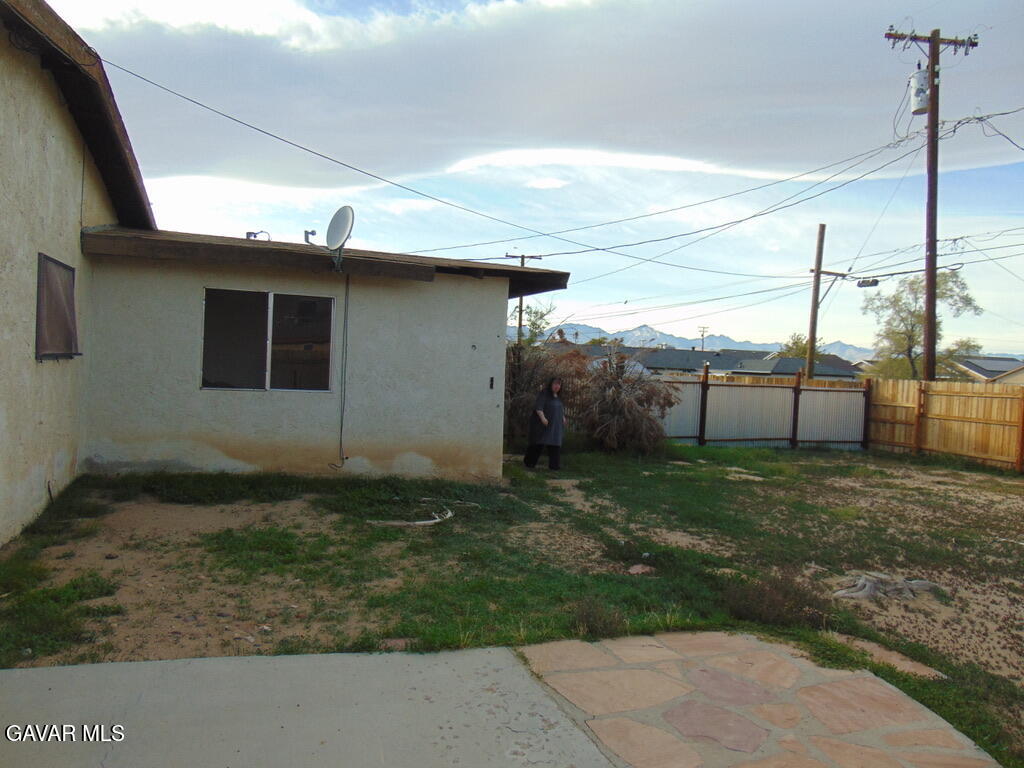 1332 West Willow Avenue Ridgecrest, CA 93555 - Photo 5 of 10 a view of a backyard
