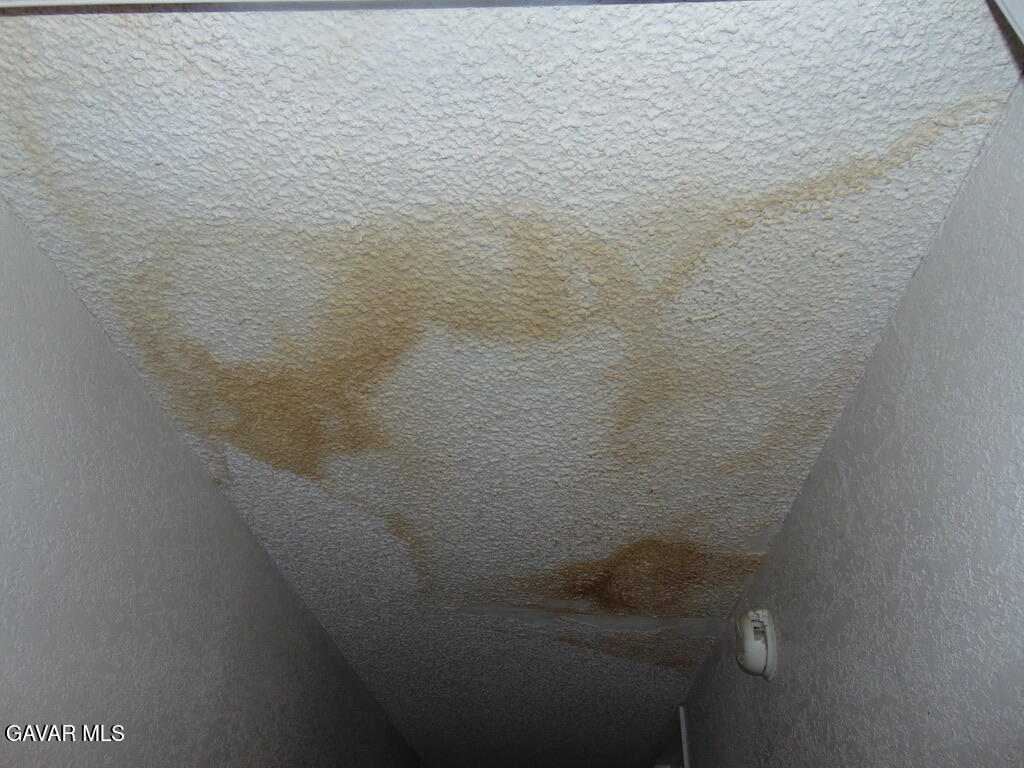 1332 West Willow Avenue Ridgecrest, CA 93555 - Photo 6 of 10 a bathroom with a shower