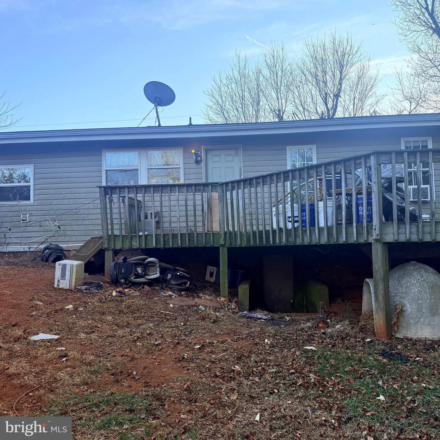 121 Elizabeth Street Culpeper, VA 22701 - Photo 3 of 22 a view of a two chairs in the backyard