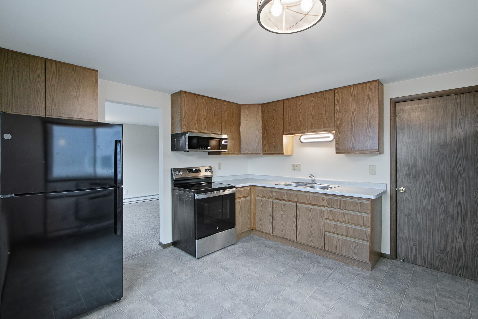 625 Cross Street Poynette, WI 53955 - Photo 19 of 41