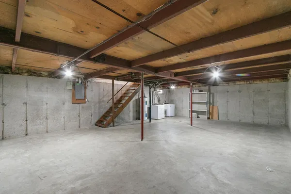 $275,000 | 625 Cross Street, Poynette, WI 53955