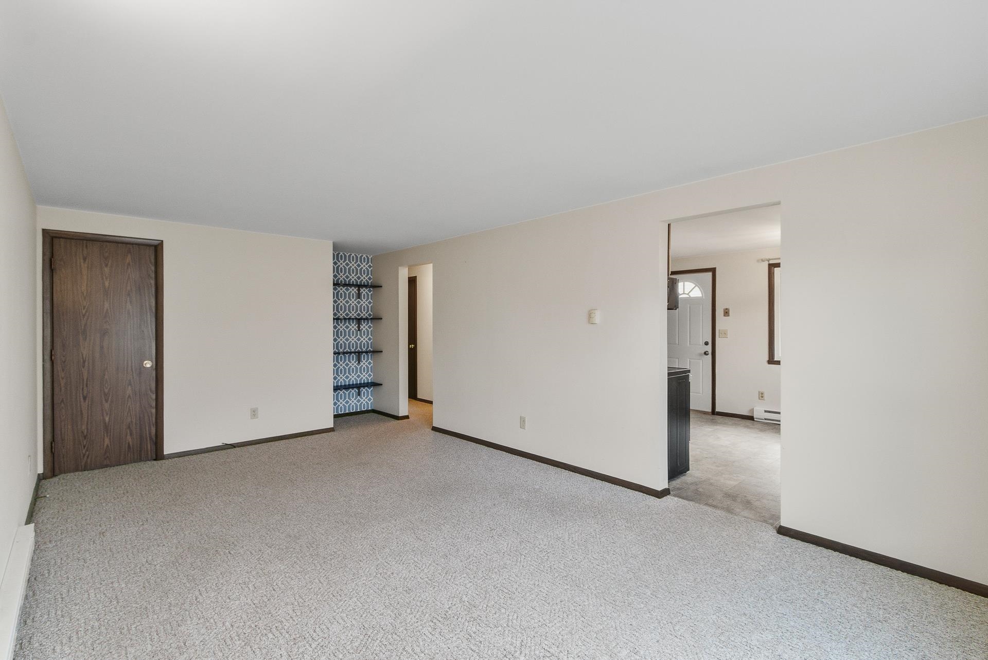 625 Cross Street Poynette, WI 53955 - Photo 3 of 41