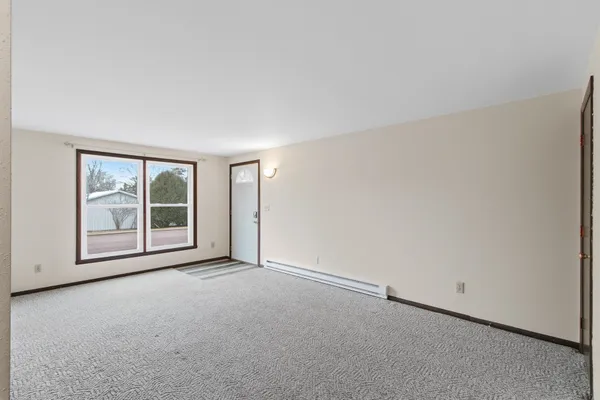 $275,000 | 625 Cross Street, Poynette, WI 53955