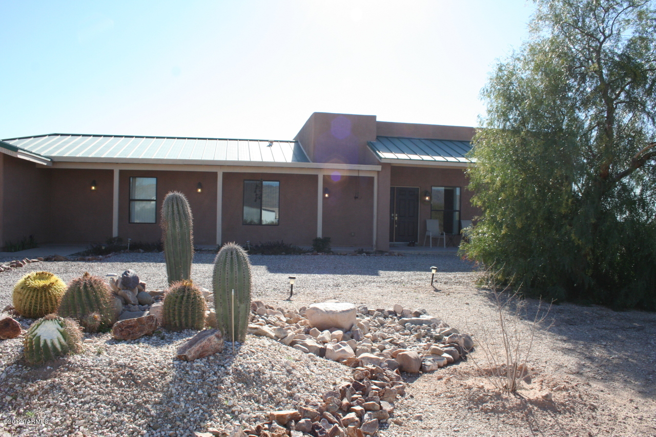 13180 East Kahlua Road Vail, AZ 85641 - Photo 2 of 15