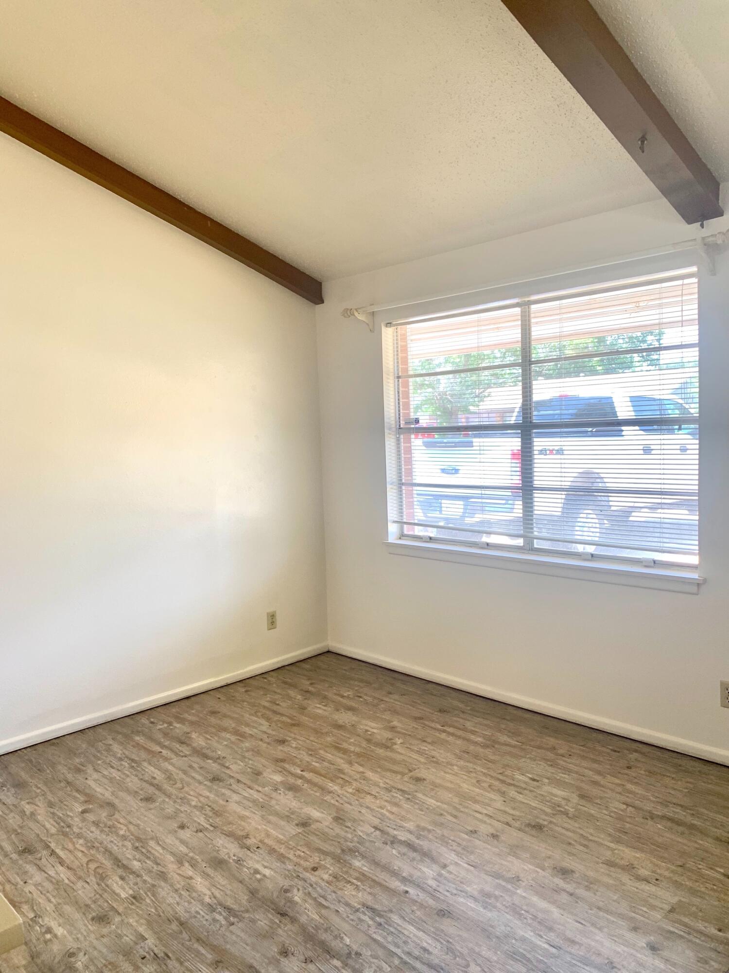 5423 45th Street Lubbock, TX 79414 - Photo 4 of 15 5423