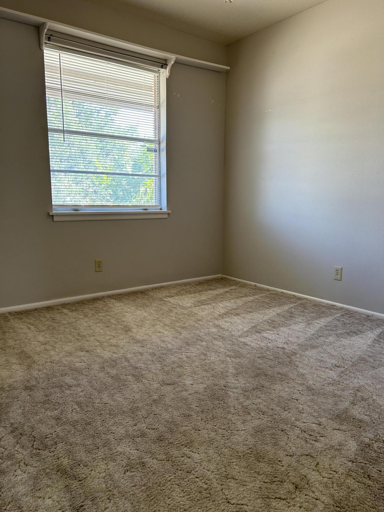 5423 45th Street Lubbock, TX 79414 - Photo 7 of 15 IMG_2238