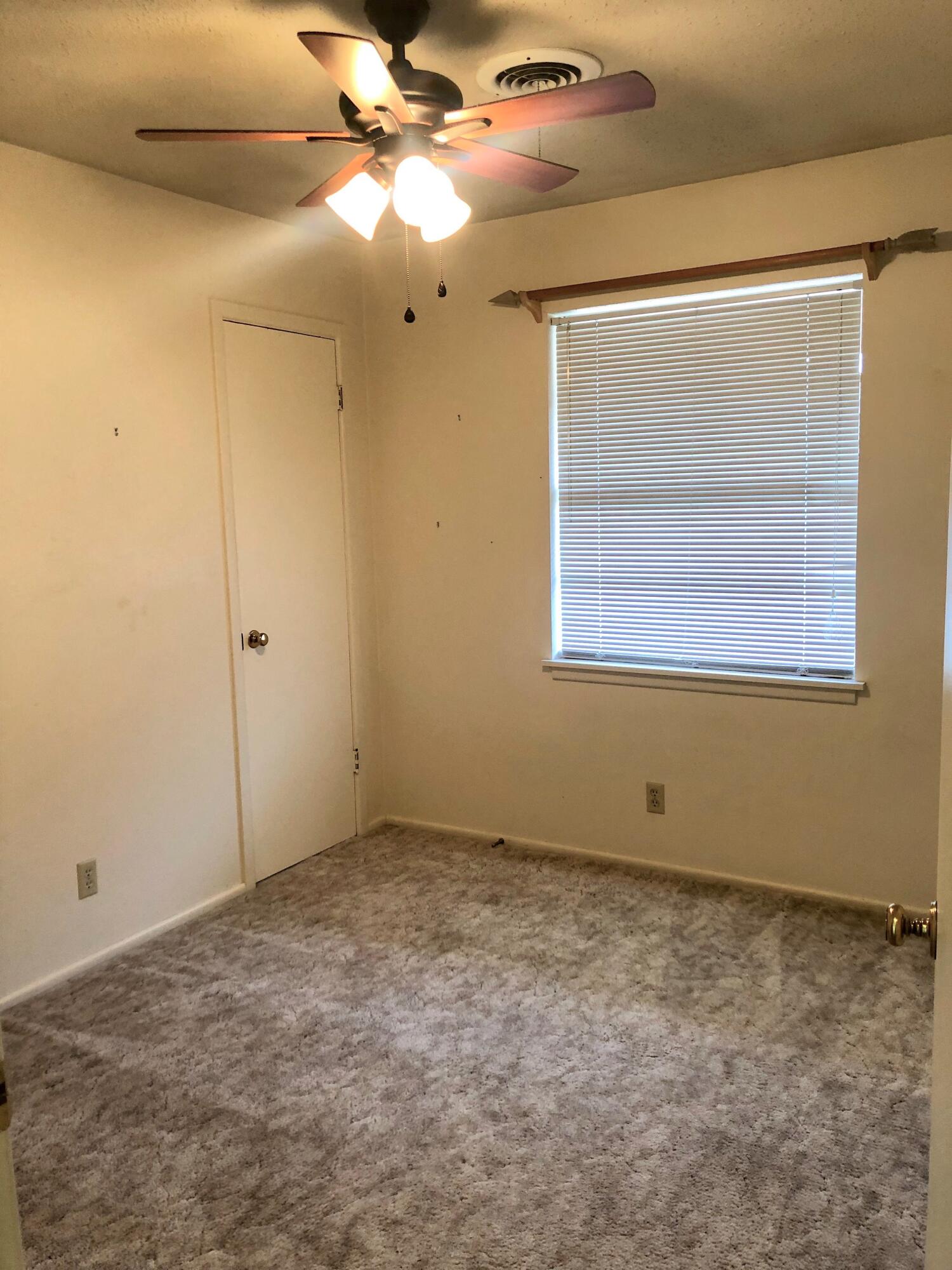 5423 45th Street Lubbock, TX 79414 - Photo 9 of 15 IMG-4925