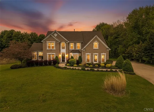 $975,000 | 7638 Haylage Circle, Lysander, NY 13027