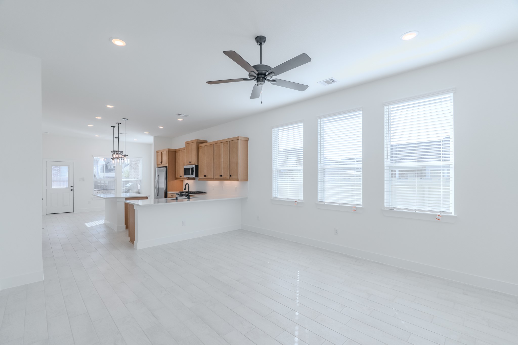 10472 Wild Rice Conroe, TX 77385 - Photo 10 of 34