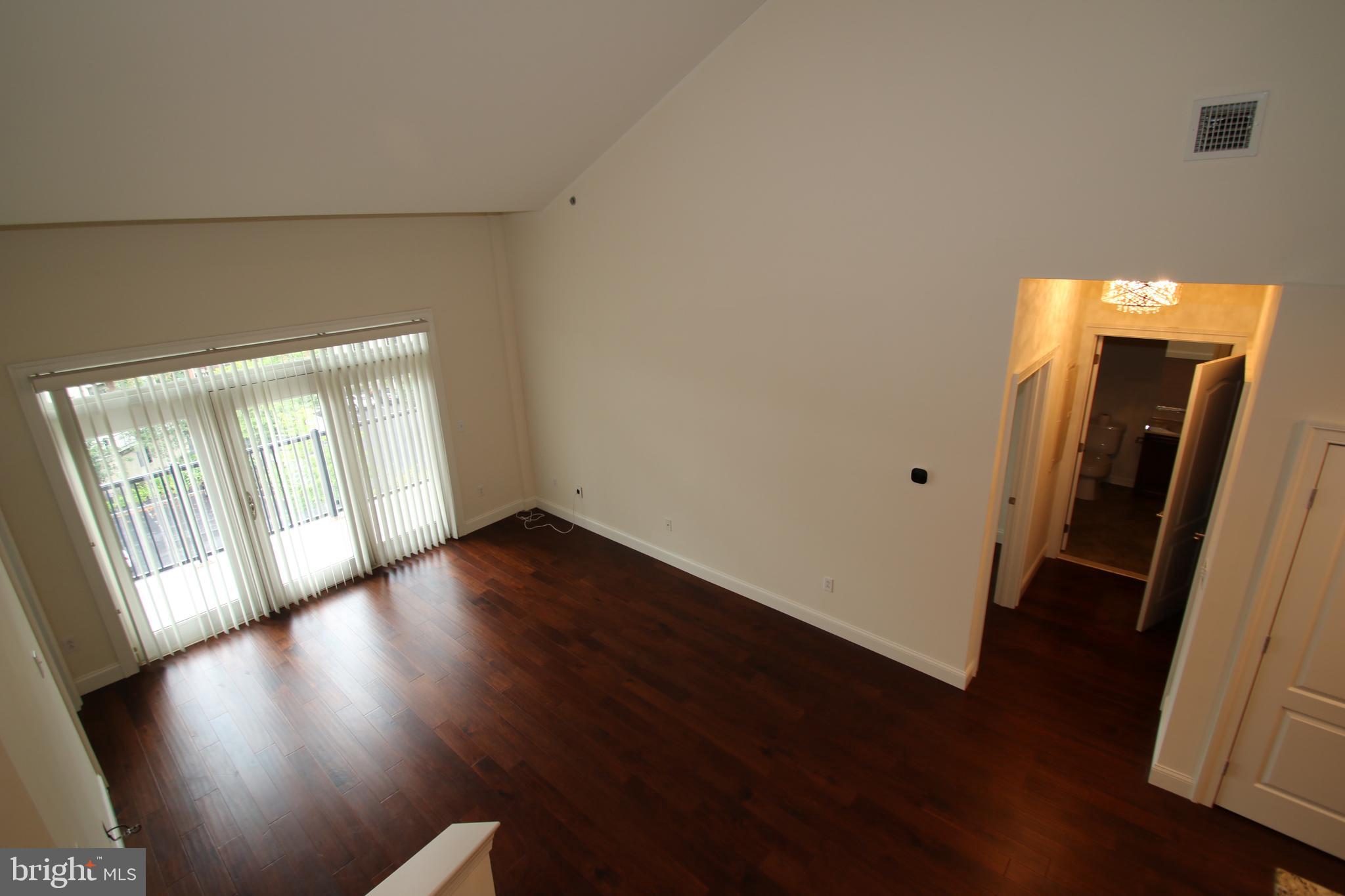 503 Carson Terrace, Unit 503 Huntingdon Valley, PA 19006 - Photo 11 of 31