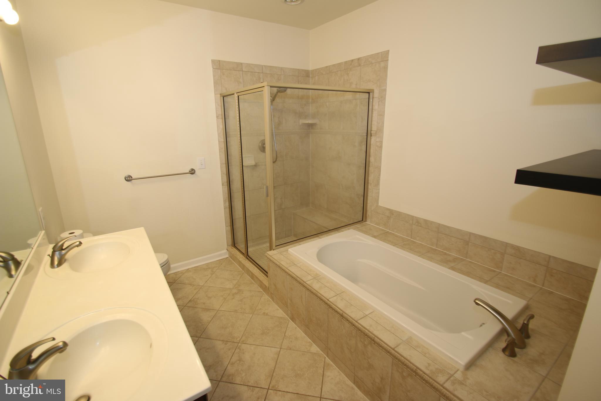 503 Carson Terrace, Unit 503 Huntingdon Valley, PA 19006 - Photo 16 of 31