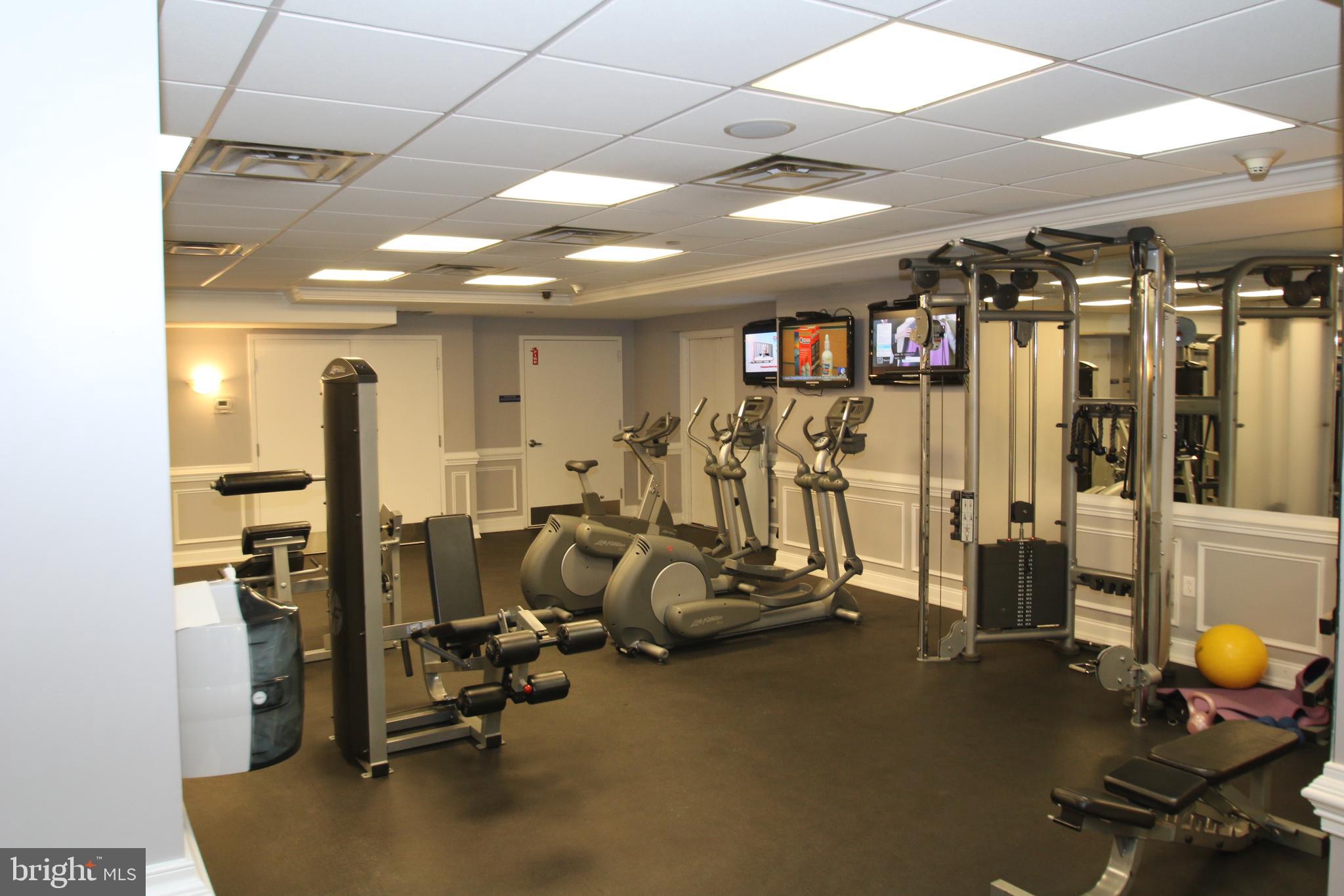 503 Carson Terrace, Unit 503 Huntingdon Valley, PA 19006 - Photo 27 of 31