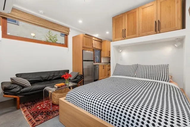 $3,995,000 | 2034-36 MacKinnon Avenue, Cardiff-by-the-Sea, CA 92007