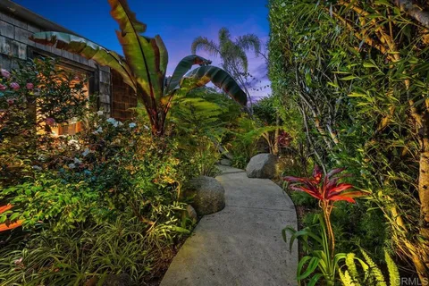 $3,495,000 | 2034-36 MacKinnon Avenue, Cardiff-by-the-Sea, CA 92007