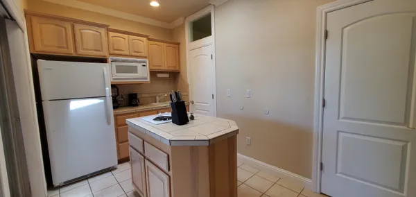 $749,000 | 558 Fair Hill Drive, Redding, CA 96003