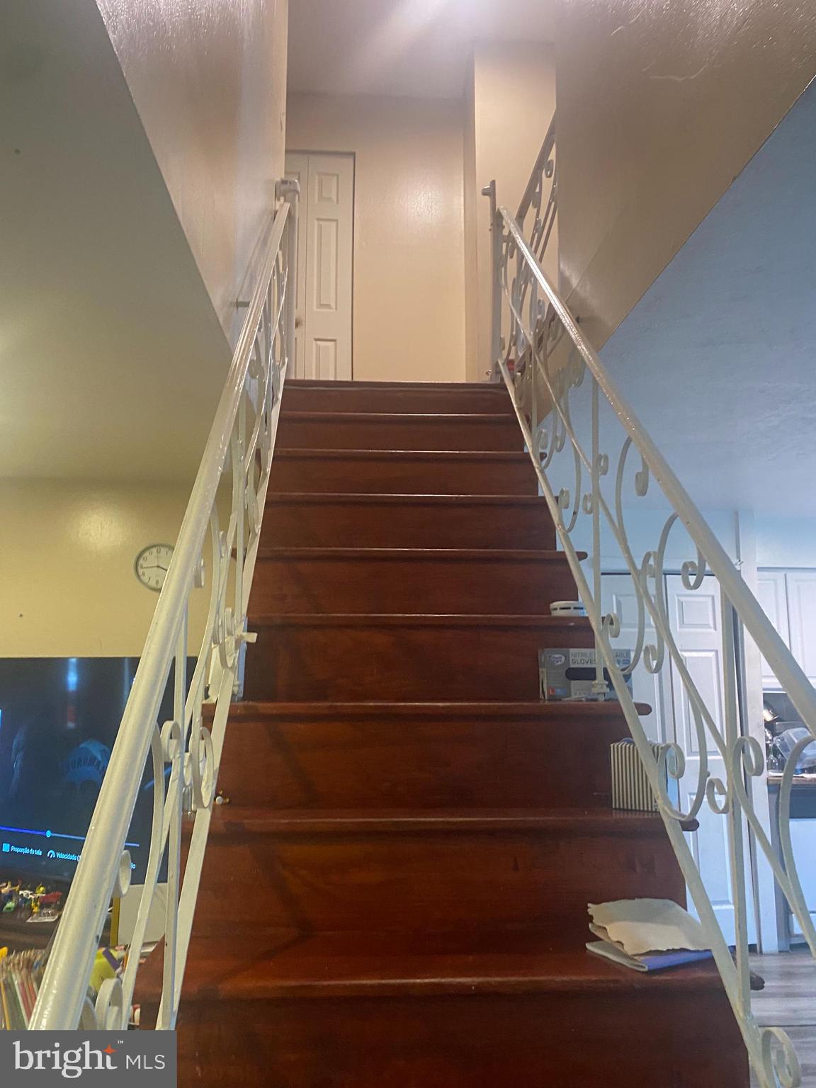 2839 Tremont Street Philadelphia, PA 19136 - Photo 9 of 14 a view of entryway