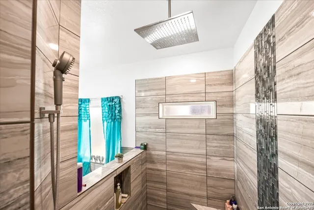 $1,238,000 | 6653 Fm 539, Floresville, TX 78114