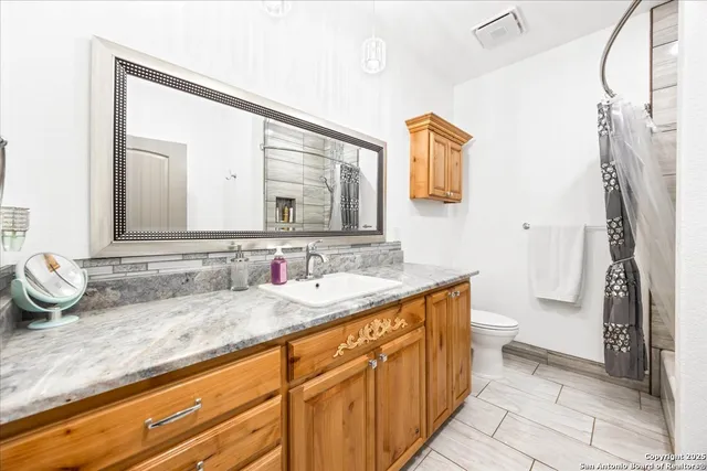 $1,238,000 | 6653 Fm 539, Floresville, TX 78114