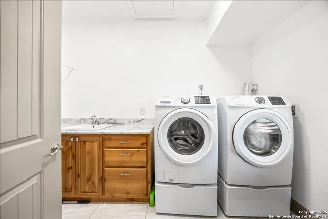 $1,238,000 | 6653 Fm 539, Floresville, TX 78114