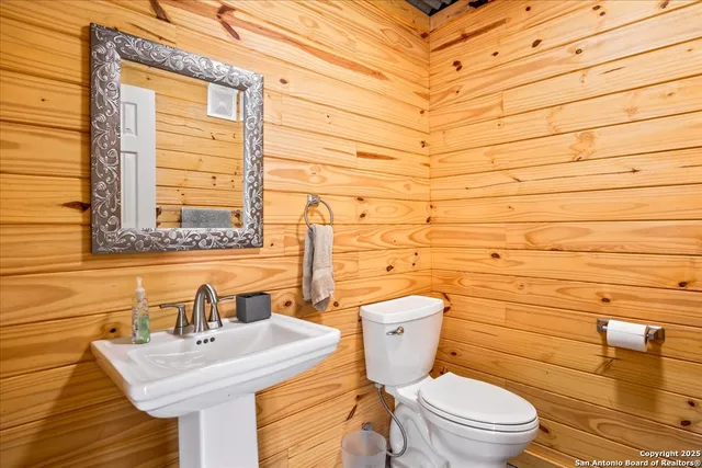 $1,238,000 | 6653 Fm 539, Floresville, TX 78114