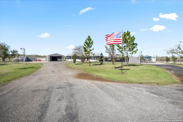 $1,238,000 | 6653 Fm 539, Floresville, TX 78114