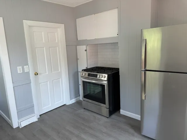$3,600 | 410-412 Court Street, Unit 410, Plymouth, MA 02360