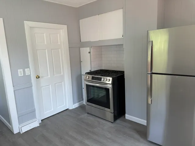 $3,200 | 410 Court Street, Unit 1, Plymouth, MA 02360