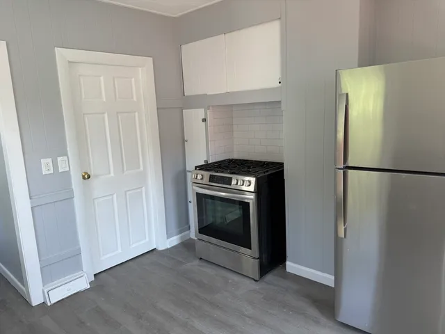 $3,600 | 410-412 Court Street, Unit 410, Plymouth, MA 02360