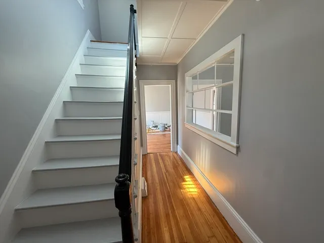 $3,200 | 410 Court Street, Unit 1, Plymouth, MA 02360