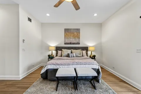 $750,000 | 1330 West Hubbard Street, Unit 2, Chicago, IL 60642