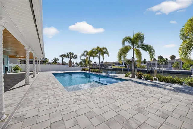 $3,800 | 1014 Silver Palm Way, Apollo Beach, FL 33572