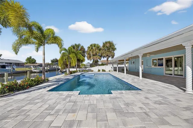 $3,800 | 1014 Silver Palm Way, Apollo Beach, FL 33572