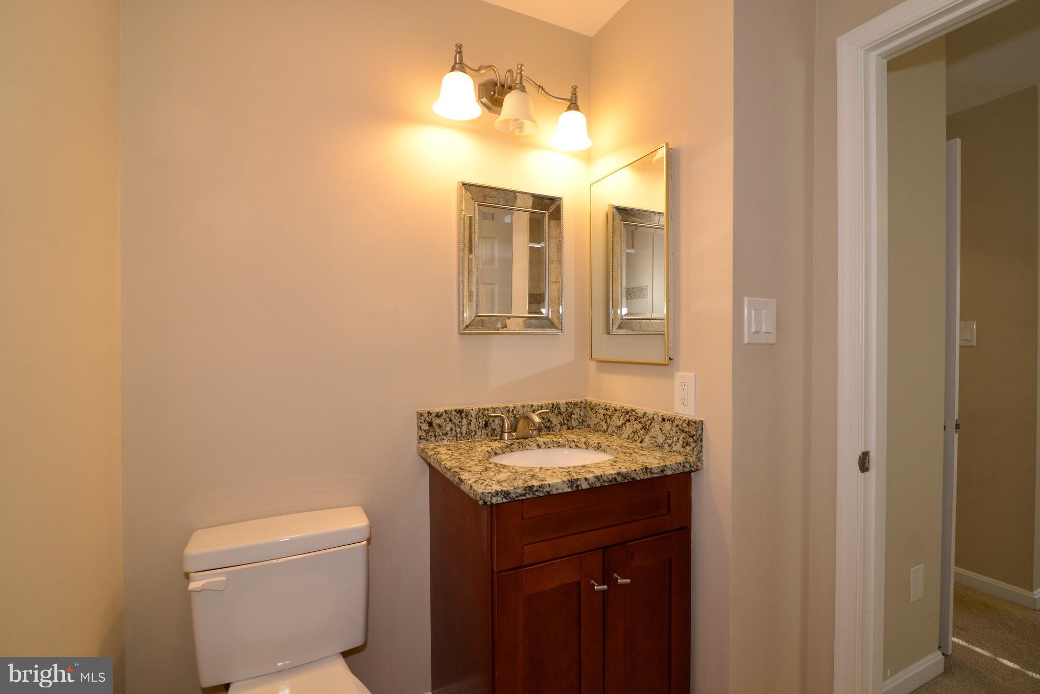 2221 Lovedale Lane, Unit 212B Reston, VA 20191 - Photo 15 of 19 Bath (Master)