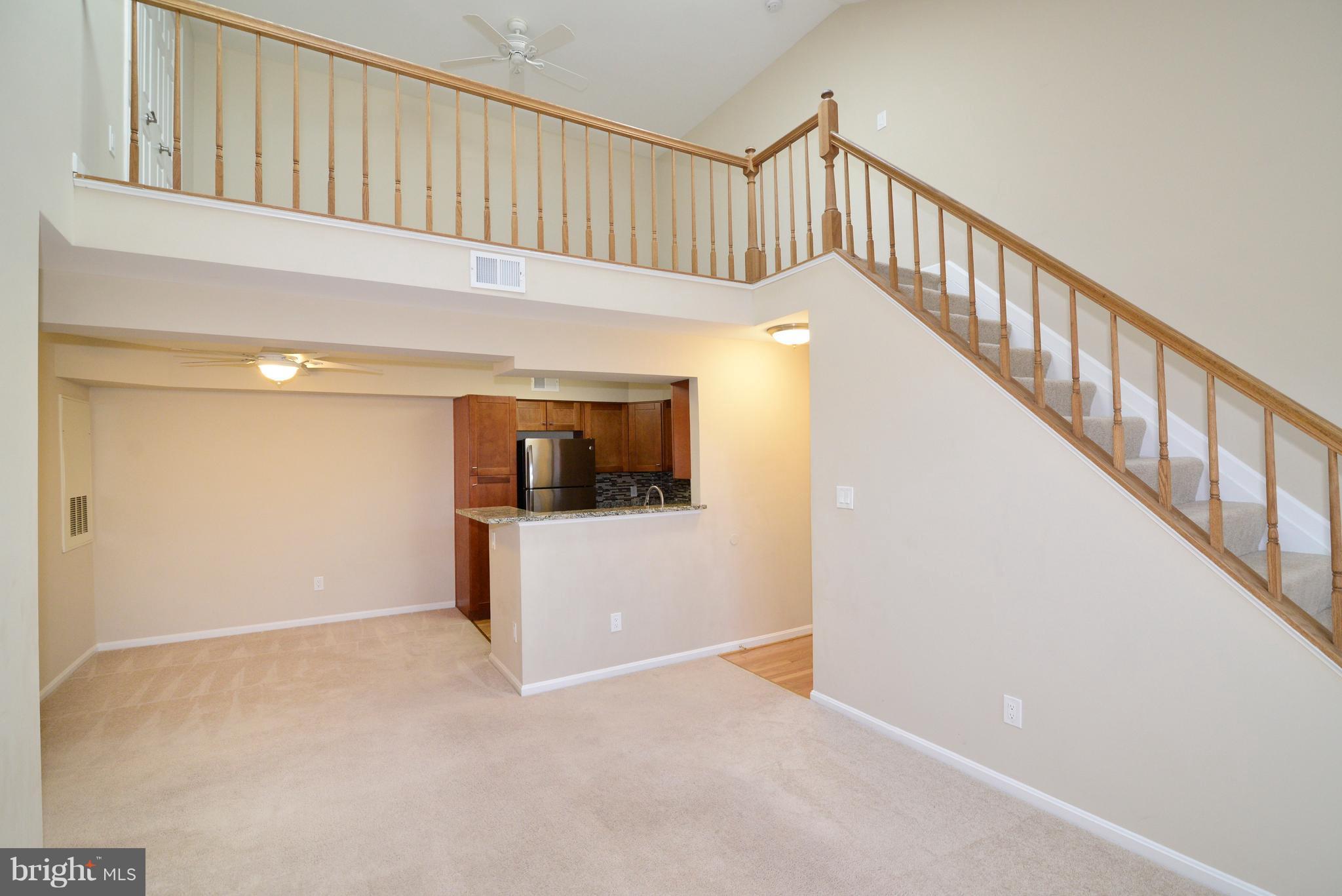 2221 Lovedale Lane, Unit 212B Reston, VA 20191 - Photo 8 of 19 Living Room