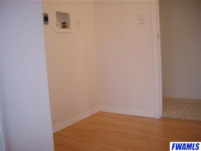 3325 West Quiet Road Albion, IN 46701 - Photo 9 of 17 Gallery Image 9