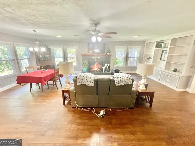 $240,000 | 883 4th Avenue, Rochelle, GA 31079