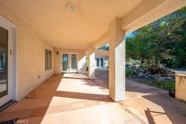 a view of an outdoor space with yard